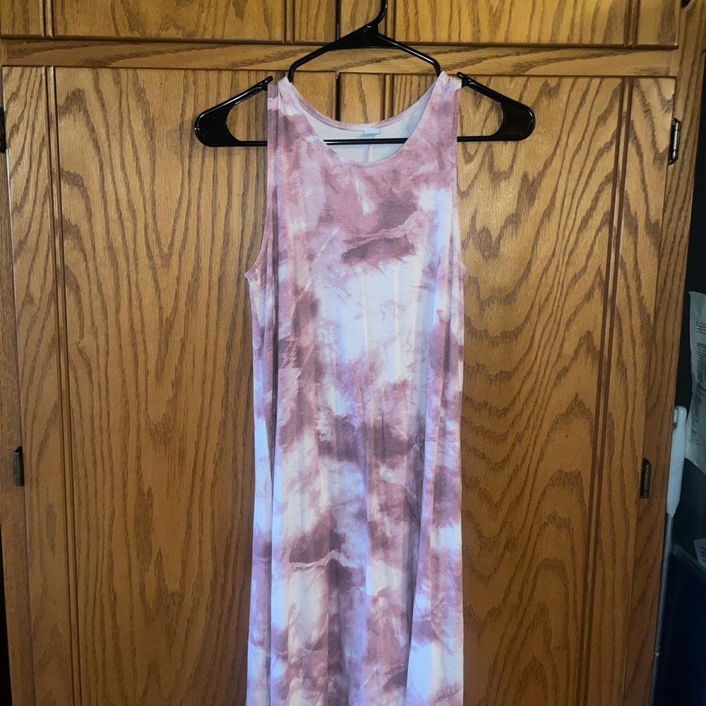 Old Navy Pink and White Tie-Dye Maxi Dress